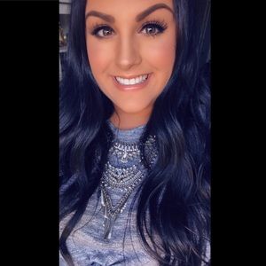 Meet your Posher, Ariel